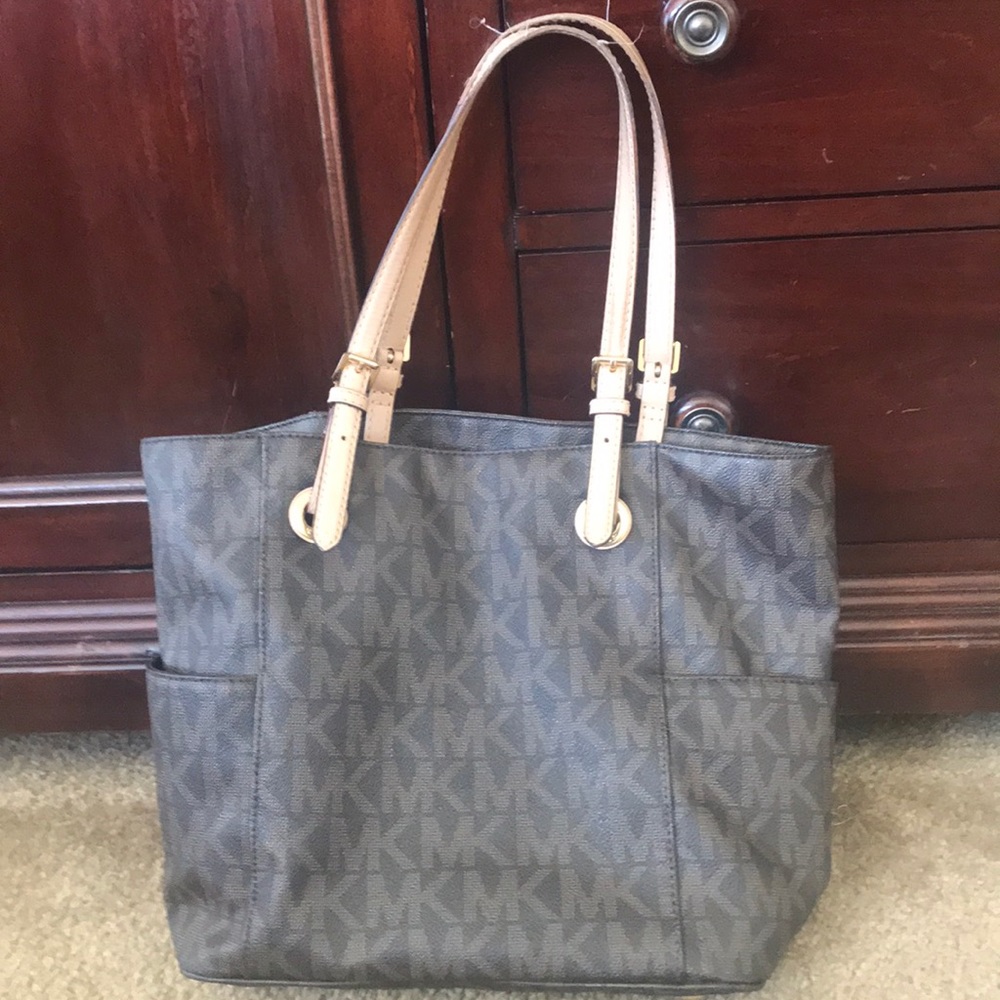 Micheal kits purse